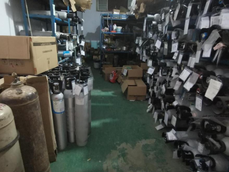 宜昌信安达氦气生产厂家感谢第二人民医院的支持