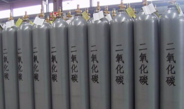 液态二氧化碳的制备工艺与核心特性解析